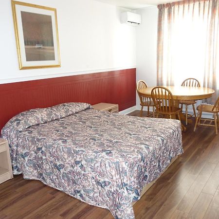 Motel Pierre Montreal Bilik gambar
