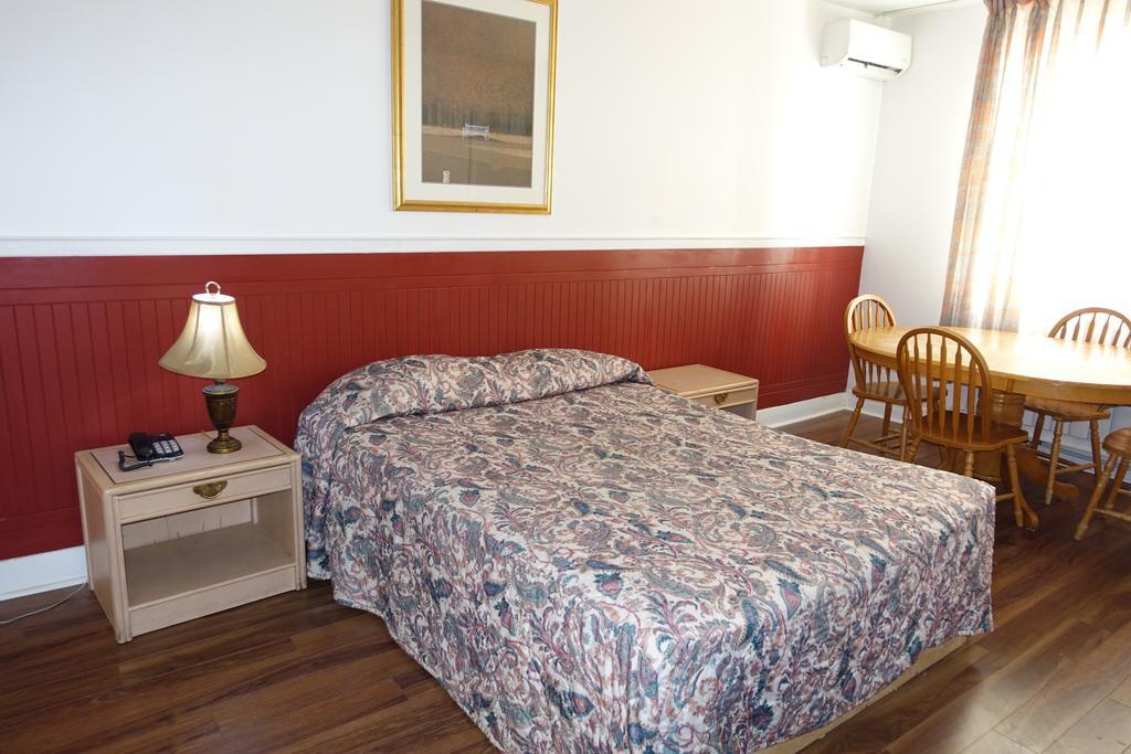 Motel Pierre Montreal Bilik gambar