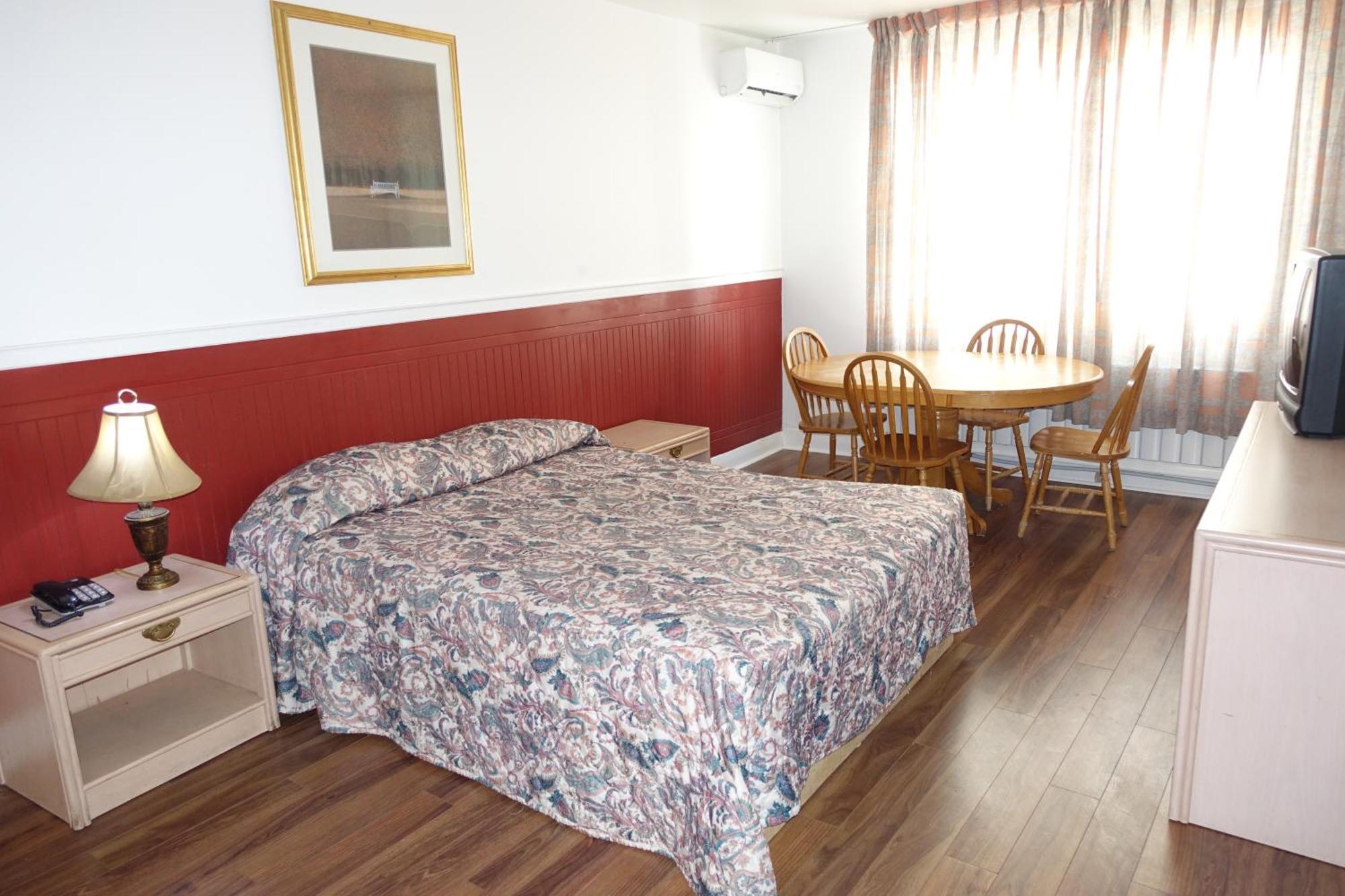 Motel Pierre Montreal Bilik gambar