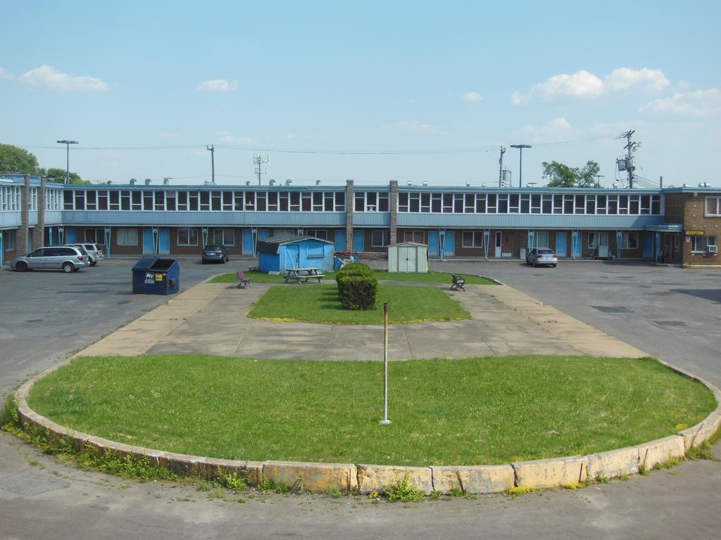 Motel Pierre Montreal Luaran gambar