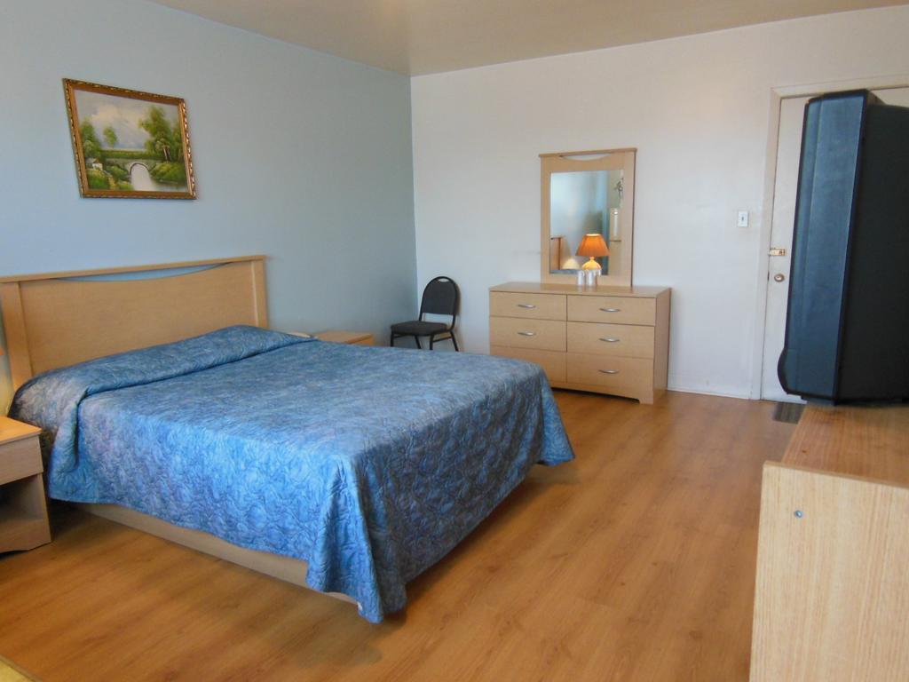 Motel Pierre Montreal Bilik gambar