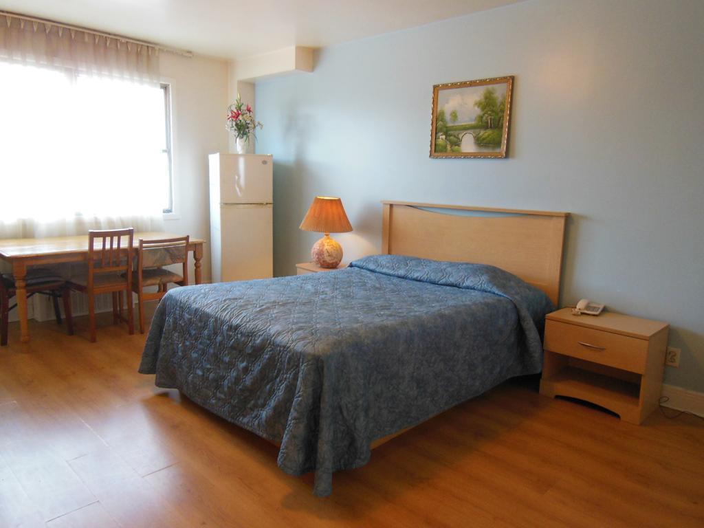 Motel Pierre Montreal Bilik gambar