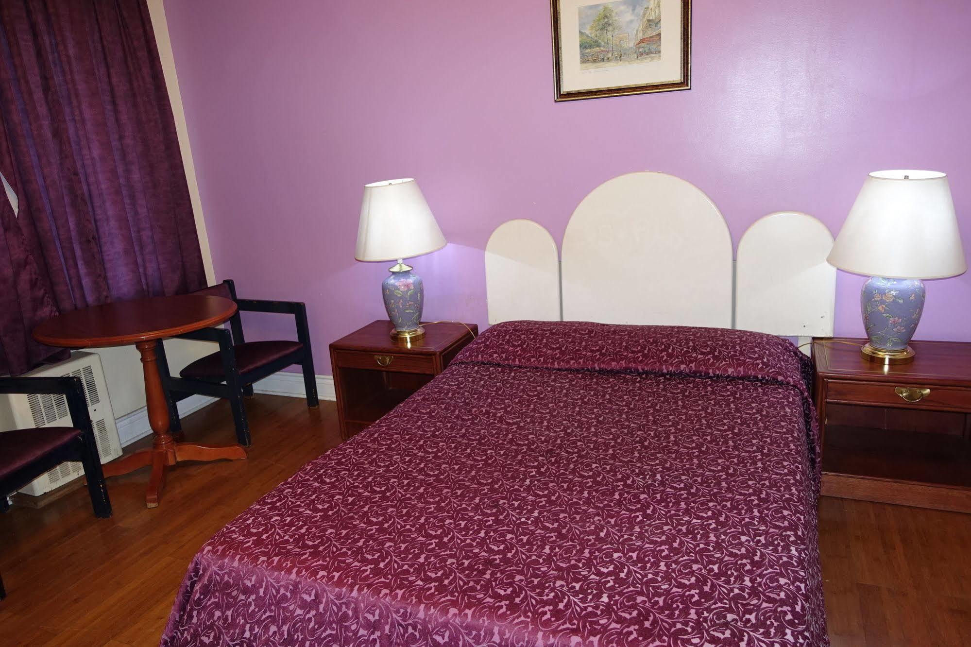 Motel Pierre Montreal Luaran gambar